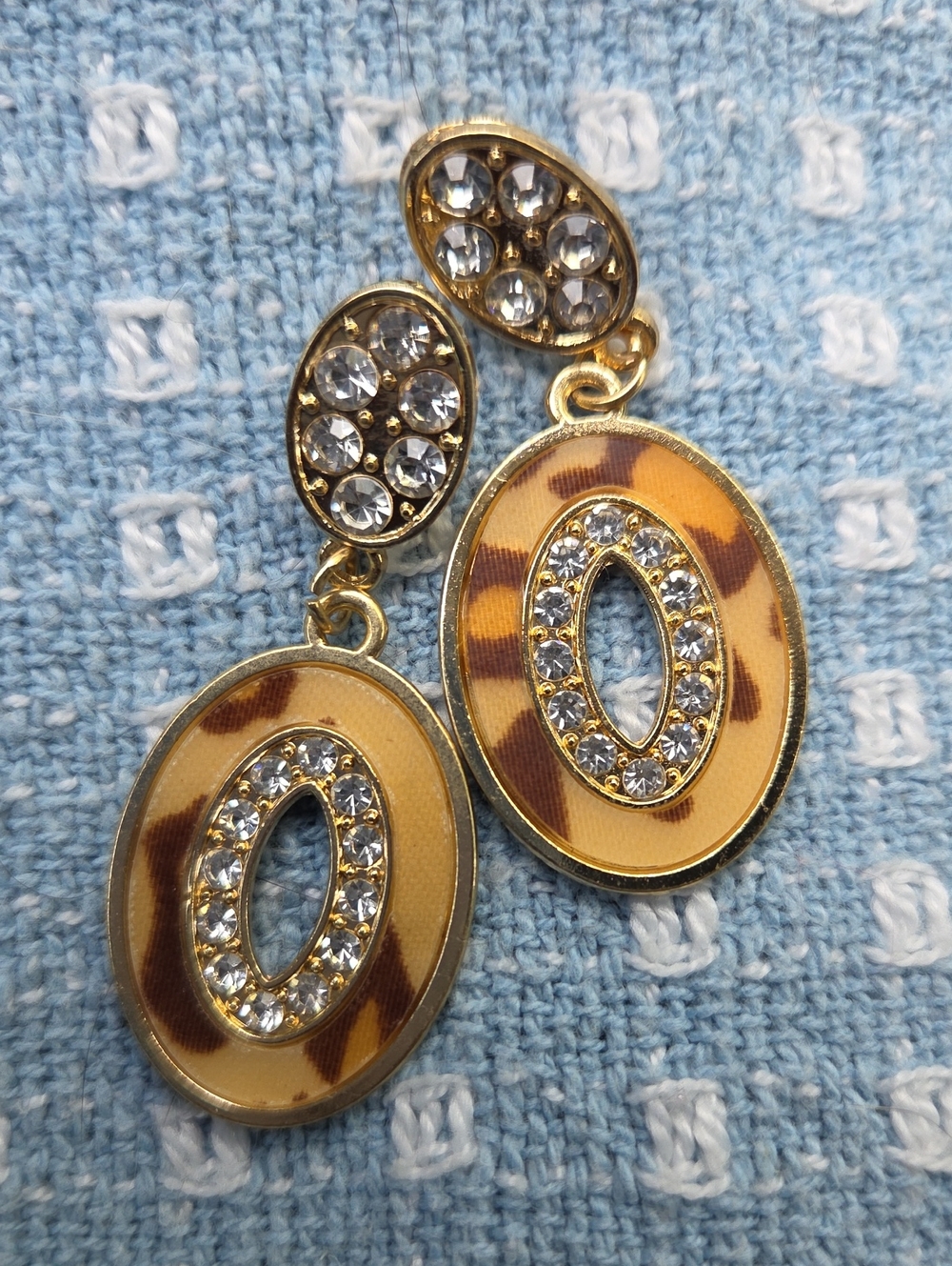 D'Bello Accessories Leopard/Tortoiseshell Print & Crystal Earrings. NWT.